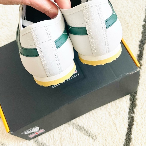 Gola Women’s Race Leather Sneaker Sz9 - Picture 5 of 6